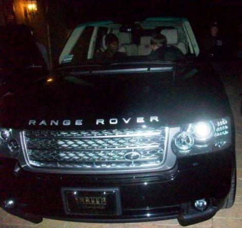 justin-bieber-driving-and-selena4.jpg