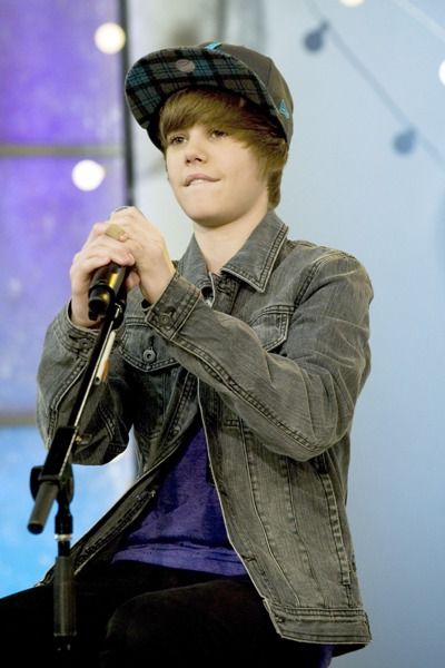 justin-bieber-gma-photos.jpg